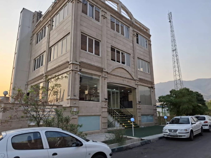 بهترین کلینیک های دامپزشکی در غرب تهران - لیست کلینیک های دامپزشکی غرب تهران - بیمارستان های دامپزشکی شبانه روزی غرب تهران - کلینیک دامپزشکی مدیک